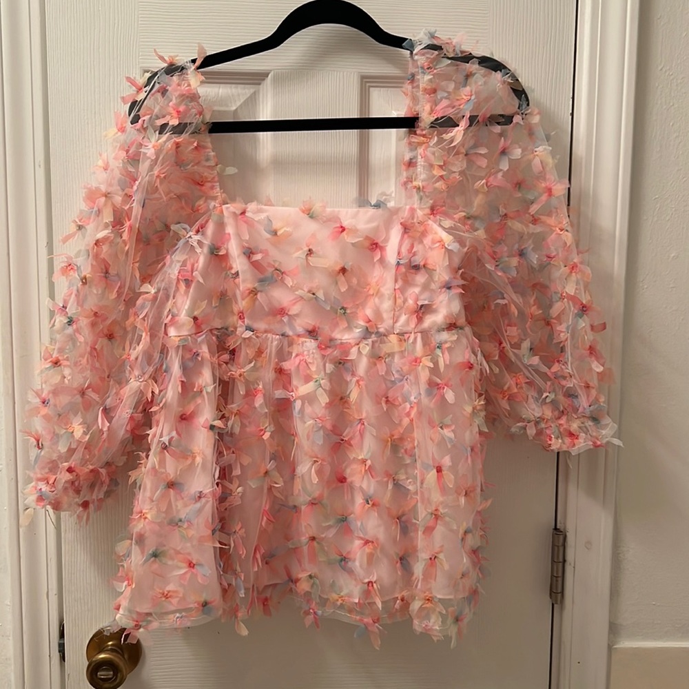 Storia Medium Flower Appliqué Shirt